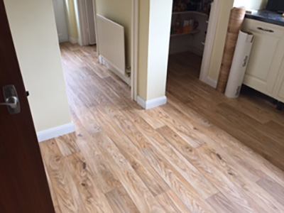 Wood effect vinyl flooring in kitchen